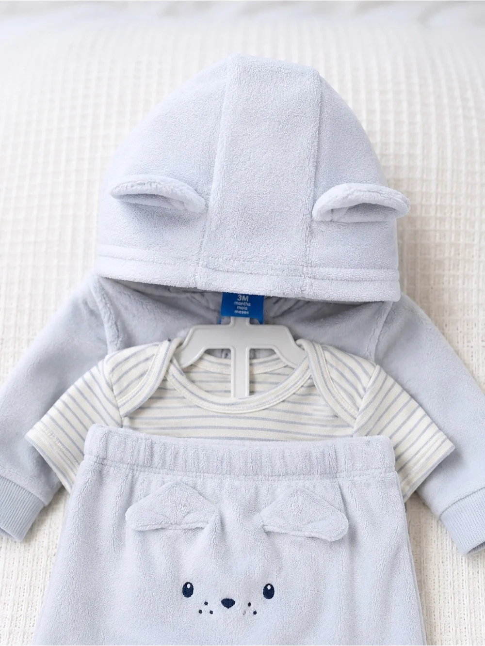 NWT Carter’s 3-Piece Baby Boy Outfit Set 6M Blue Bear Hoodie & Pants